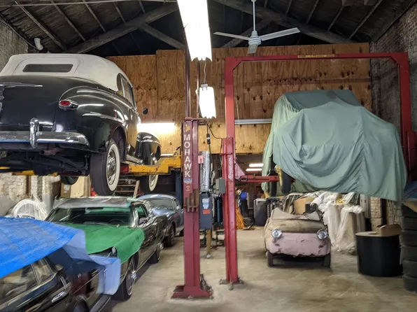 194-196 New York Avenue image 6 of 11