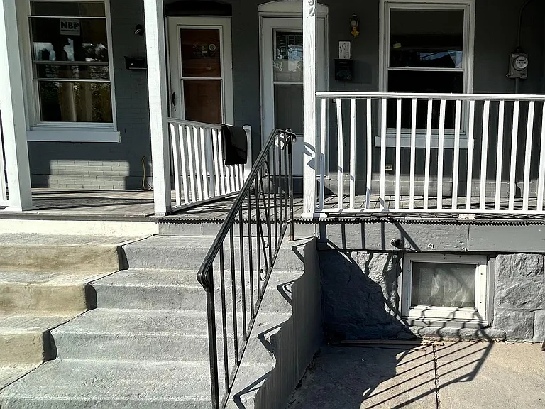 130 W Ingham Ave — Photo 1