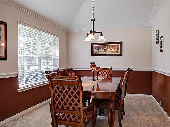 3rd image of 15006 Summer Sunset Dr