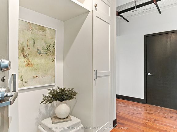 2nd image of 183 Dovercourt Rd #412