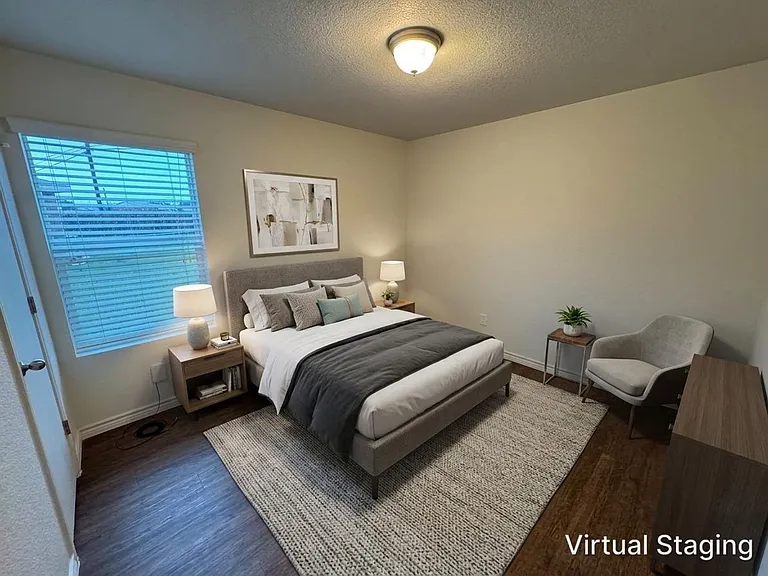 1537 Justin Loop — Photo 23