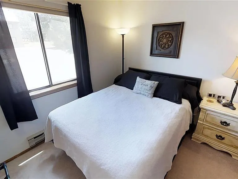 578 Lakeside Dr #10 — Photo 27