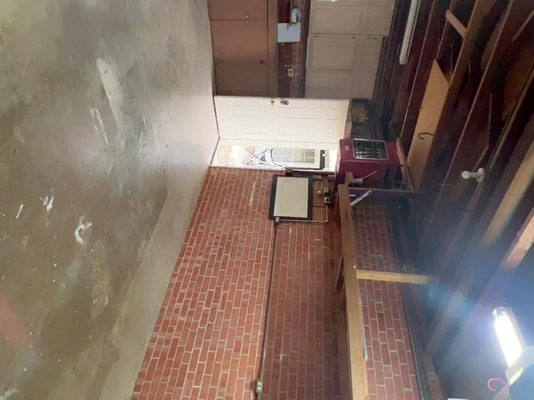 6042 E Eastland St — Photo 15