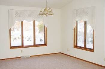 5th image of 706 Richardson Ave