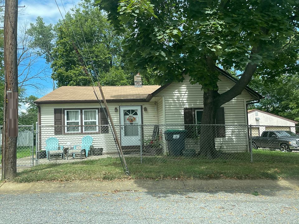1st image of 4 Newport Ave