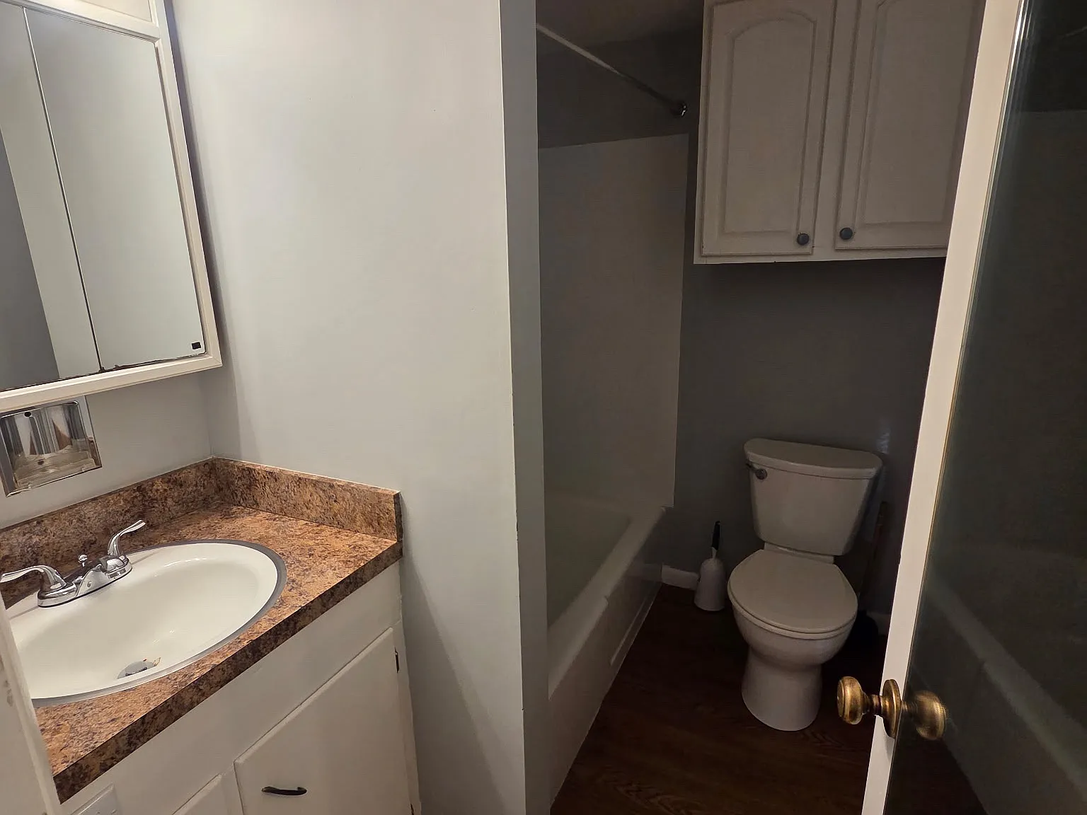 Studio, $575 — Photo 4