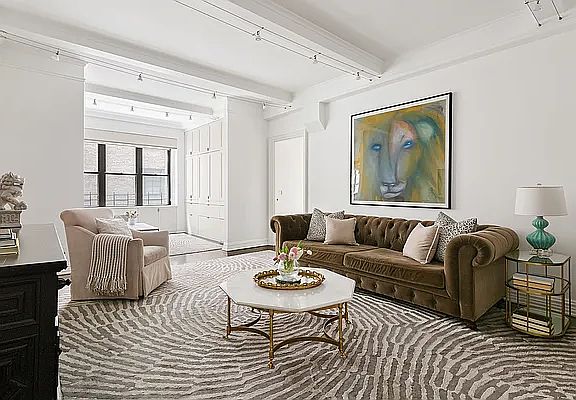 3rd image of 1049 Park Ave #3C