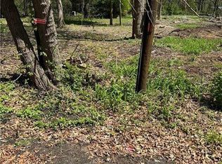 6015 Roan Rd, Sylvania, OH 43560