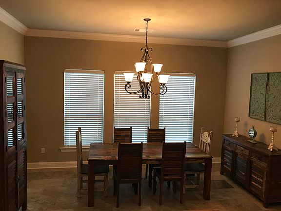 3rd image of 3686 Loup Ln