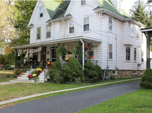 210 W Maple Ave #2, Langhorne, PA 19047