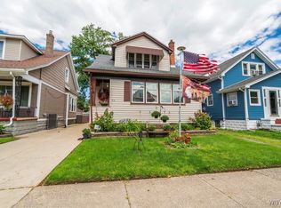 24 Downing St, Buffalo, NY 14220