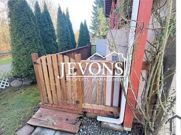 2414 N St NE #C, Auburn, WA 98002