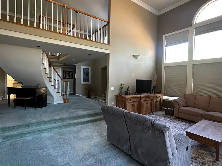 10156 Oak Run Rd — Photo 3