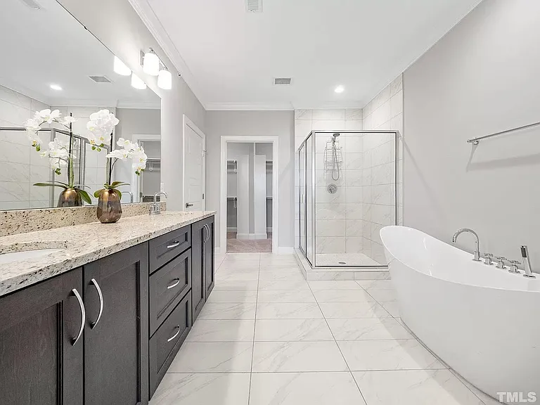 1034 Waterford Lake Dr #1034 — Photo 10
