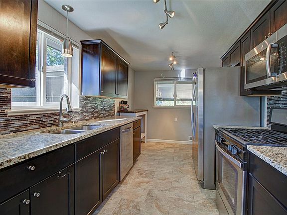 4th image of 9425 W 54th Pl