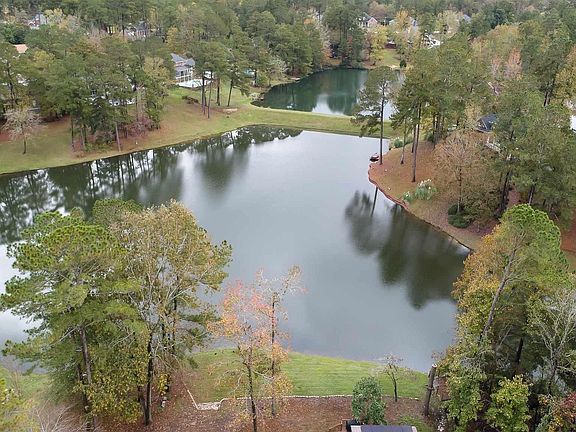 3rd image of 332 Lake Front Dr