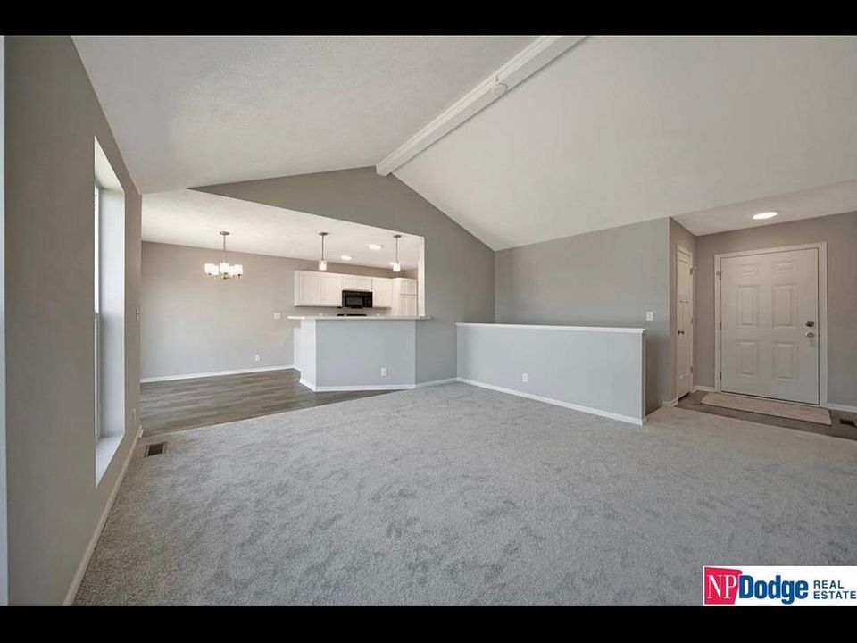 1st image of 2830 W Kyle Ln