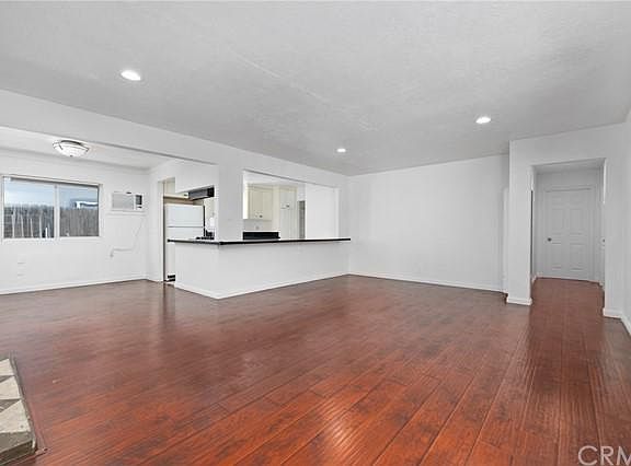 5th image of 1358 Maine Ave