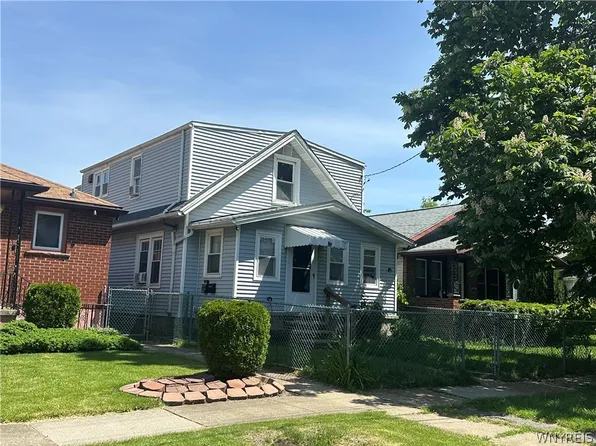 3040 Monroe Ave, Niagara Falls, NY 14303