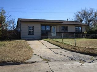 2415 NW 35th St, Lawton, OK 73505