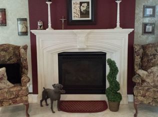 29 Crescent Pkwy, Red Bank, NJ 07701