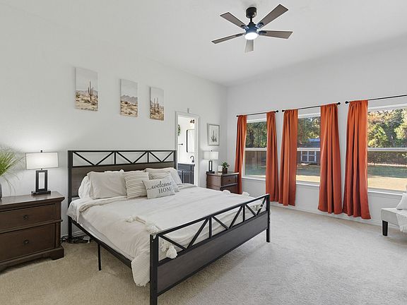 5th image of 104 Candis Ct