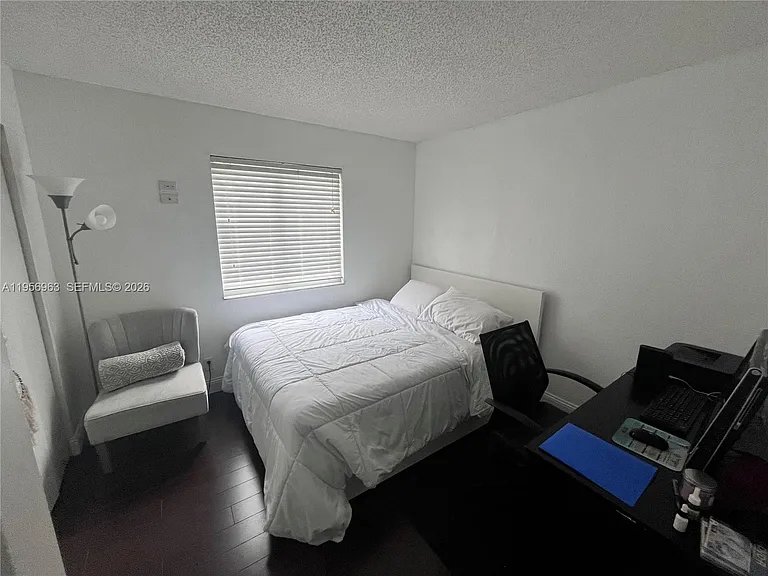4746 Lago Vista Dr — Photo 6