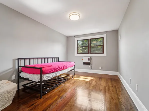 15 Linden Avenue image 12 of 23