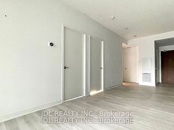 5th image of 90 Queens Wharf Rd #310