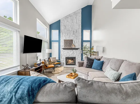 51897 Huntley Ave, New Baltimore, MI 48047