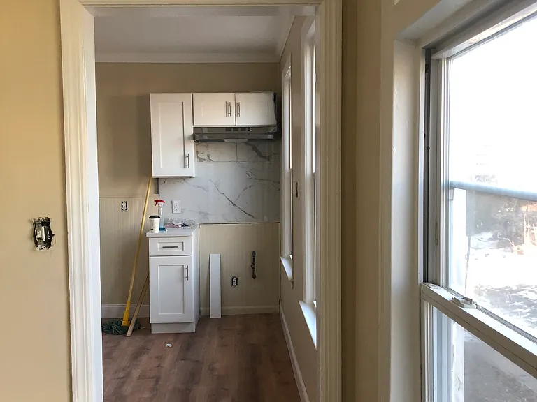 1646 Capitol Ave #1 — Photo 2