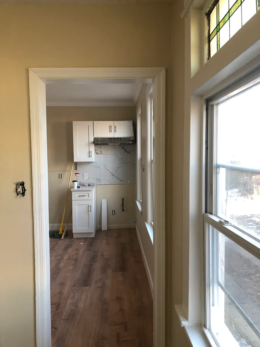 Building Photo - 1646 Capitol Ave #1