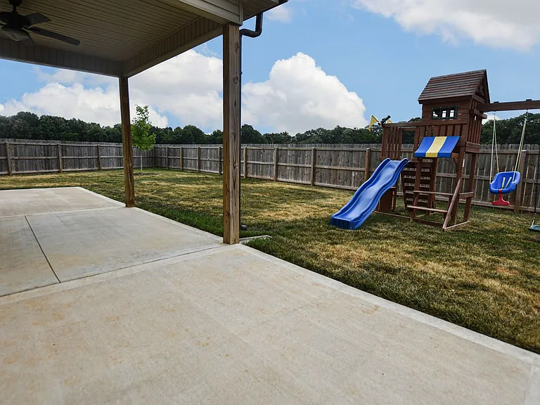 3275 Haymeadow Ln — Photo 23