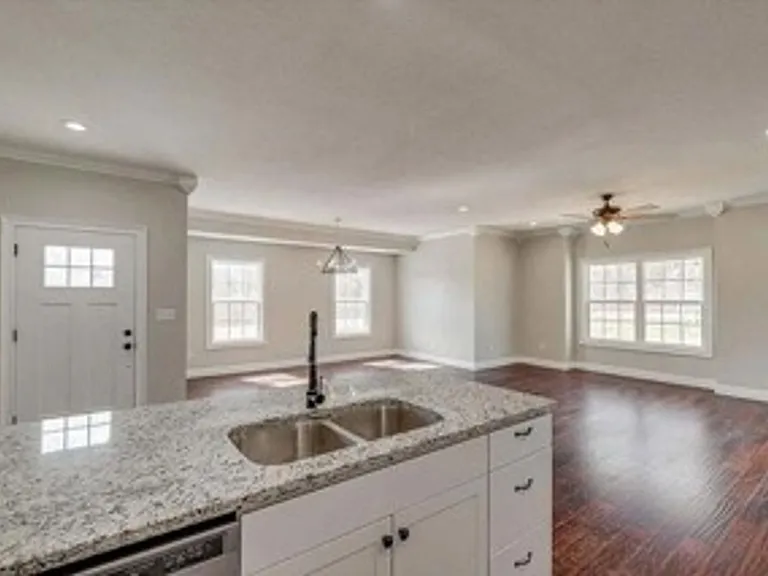 18 Michigan Ln #2 — Photo 25