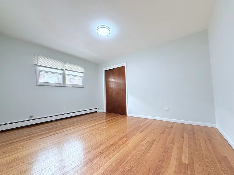 1229 Inwood Ter #2 — Photo 22
