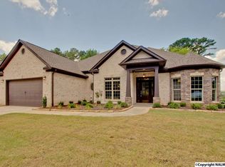14089 Leafmore Dr, Huntsville, AL 35803
