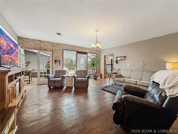 4th image of 250 Northview Rd