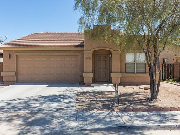 3rd image of 2368 N Oakmont Ln