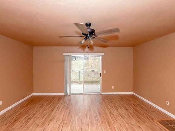 2nd image of 5565 Woodcutters Way