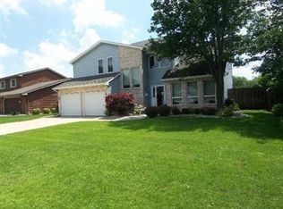 1506 Azalea Dr, Munster, IN 46321