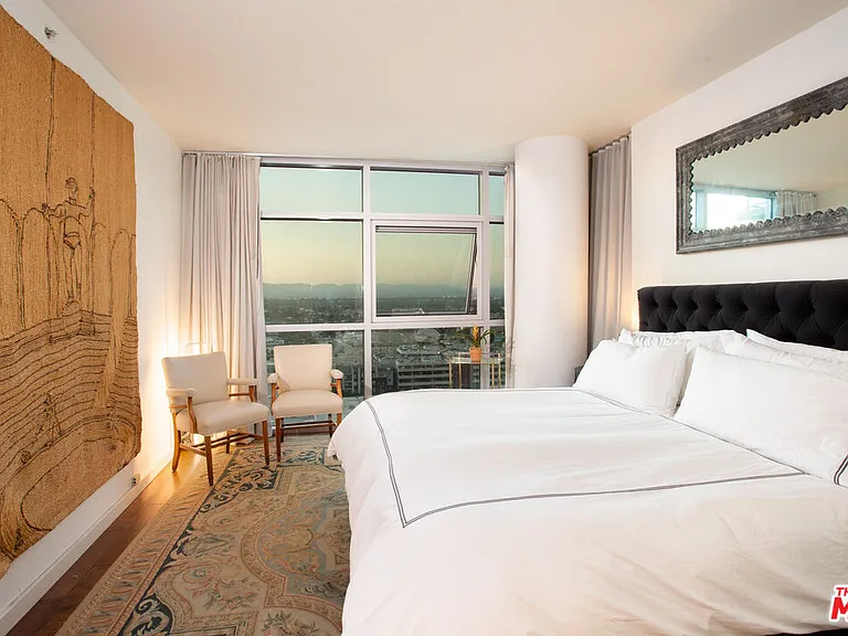 13700 Marina Pointe Dr #1507 — Photo 7