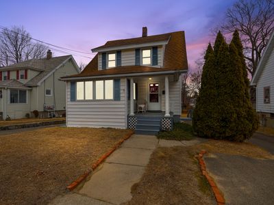 810 Nichols Avenue, Stratford, CT, 06614