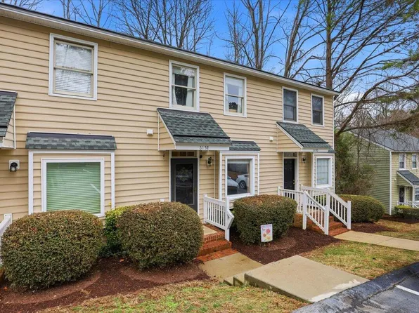 6152 Loch Laural Ln, Raleigh, NC 27613