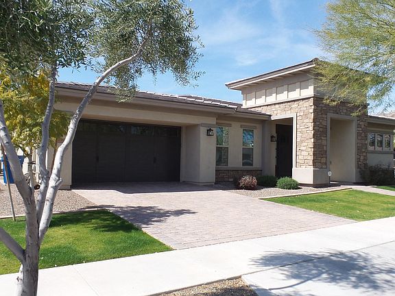 4th image of 4896 N Grandview Dr