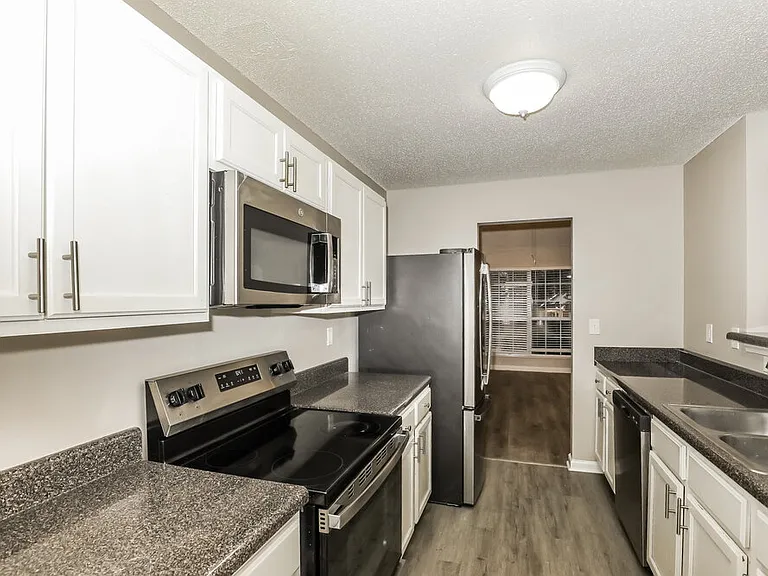4509 Ravenwood Pl — Photo 7