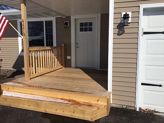 Beautiful cedar deck front 