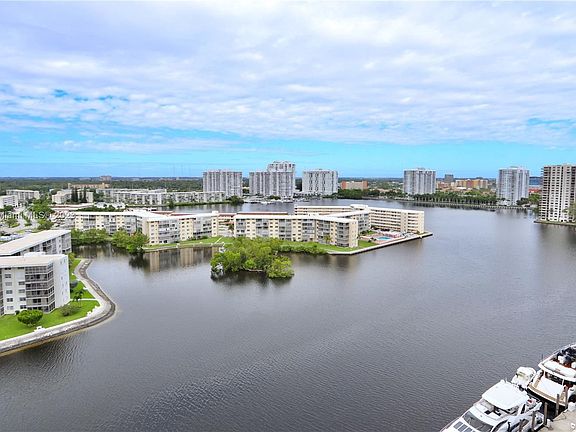 2nd image of 1000 Island Blvd #1110