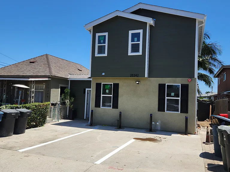 25344 Walnut St — Photo 1