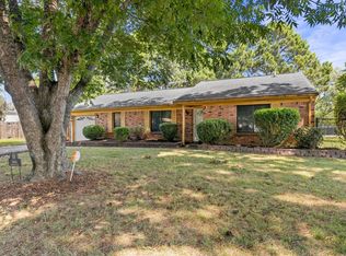 5404 Stagecoach Trl, Virginia Beach, VA 23464