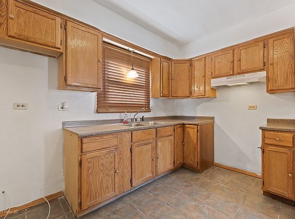 5th image of 4521 S Lavergne Ave